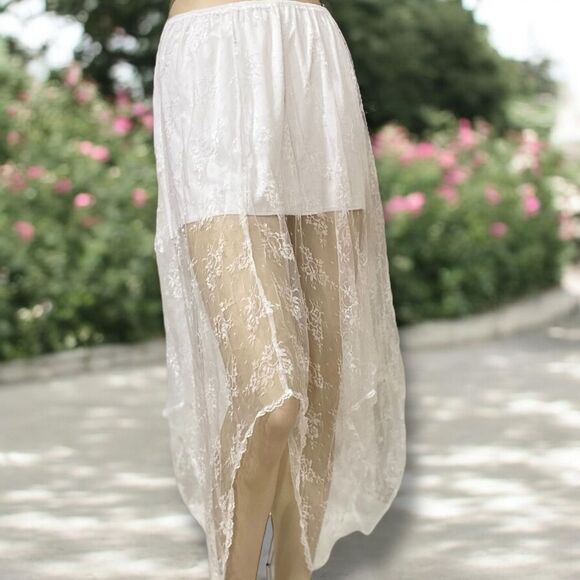 White Floral Lace Overlay Asymmetrical Uneven Maxi Skirt NEW - Picture 2 of 3